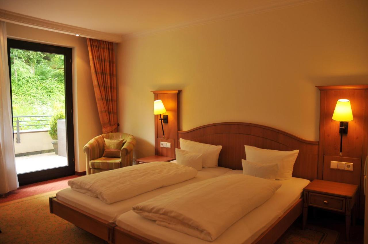 Hotel Ochsen Höfen an der Enz Екстериор снимка
