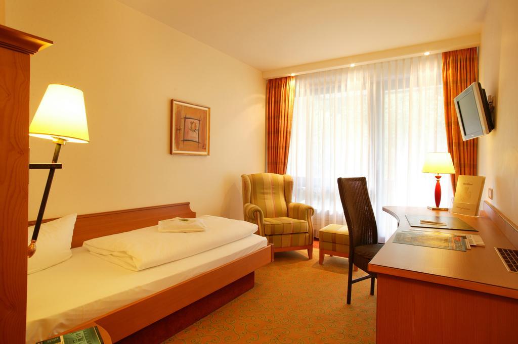 Hotel Ochsen Höfen an der Enz Екстериор снимка